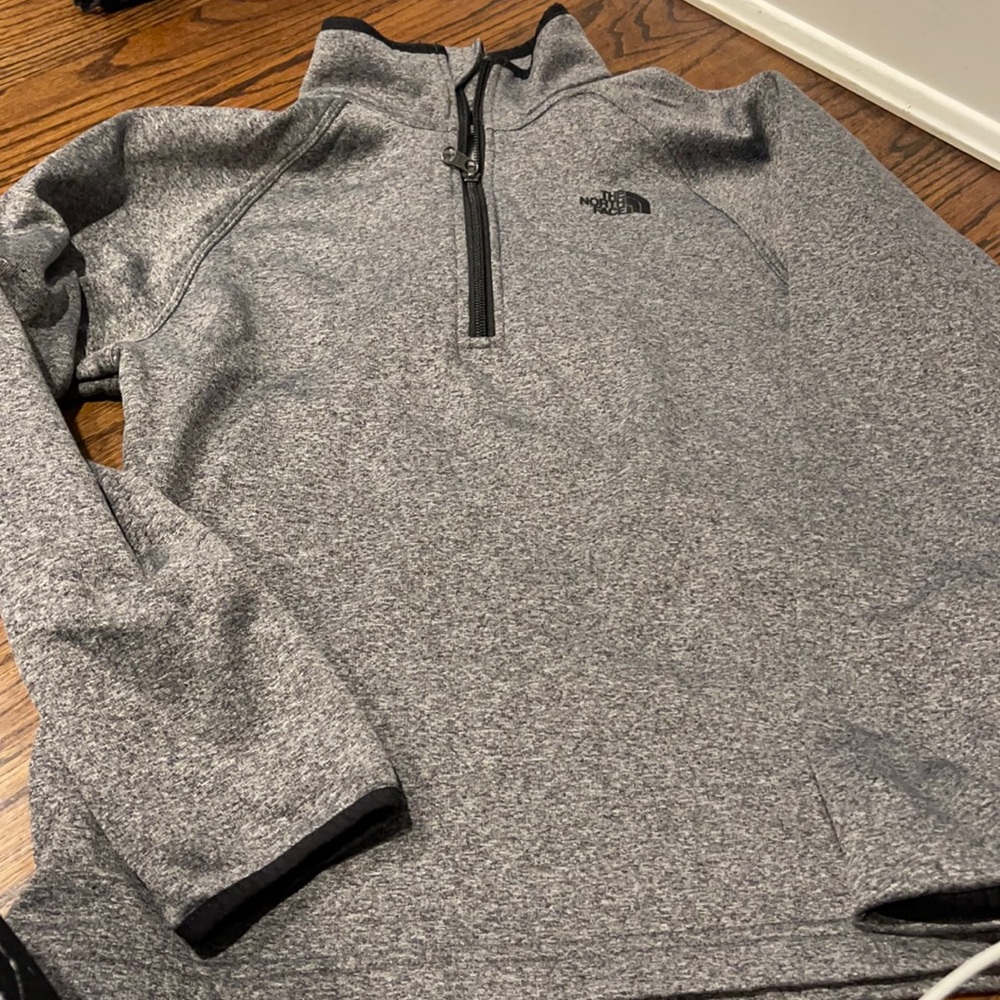 Worn 1 boys ski fleece Northface sweater